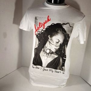 NWOT Unisex Aaliyah T-shirt